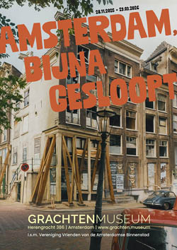 Het boek vormt een uitbreiding op de verhalen uit de tentoonstelling